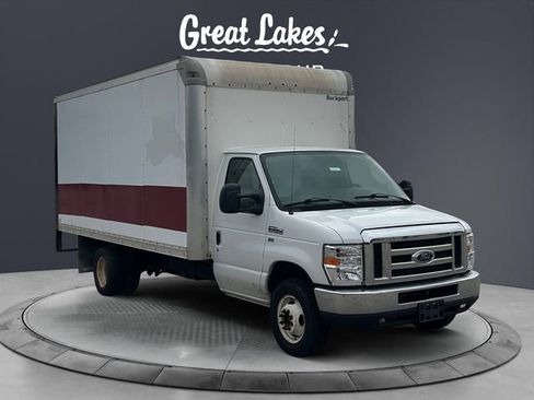 Used 2019 Ford E-350 and Econoline 350 Super Duty image 6
