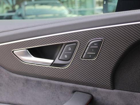 Used 2026 Audi Q8 Prestige image 15