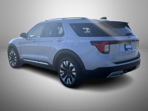 Used 2025 Ford Explorer Platinum w/ LUX Leather Package AWD/4WD image 7