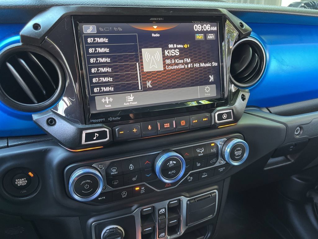 Used 2020 Jeep Gladiator Rubicon AWD/4WD image 41