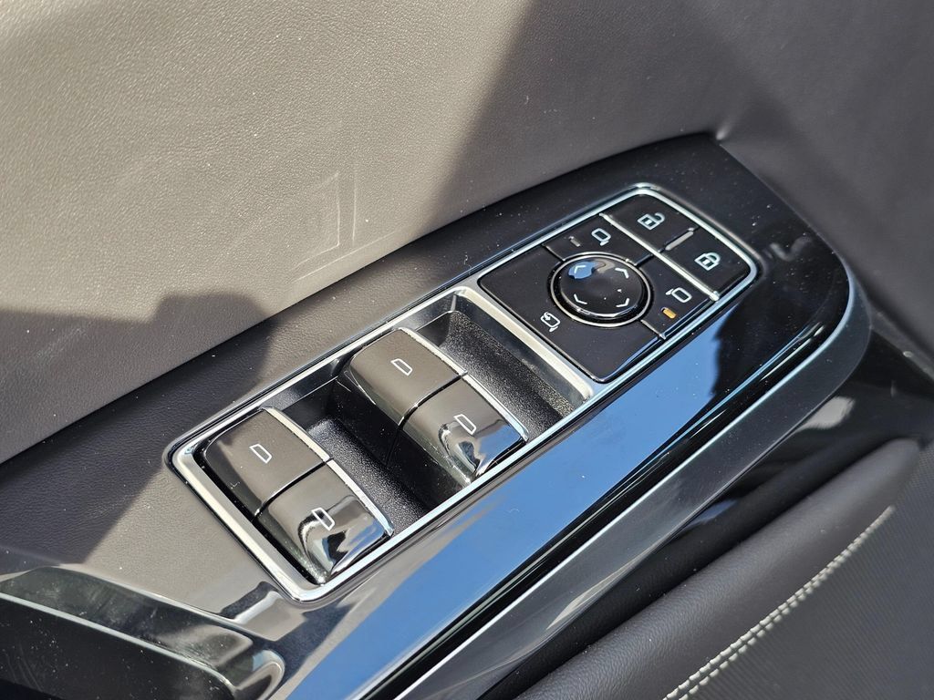 New 2026 Cadillac Escalade ESV Platinum Sport AWD/4WD image 25