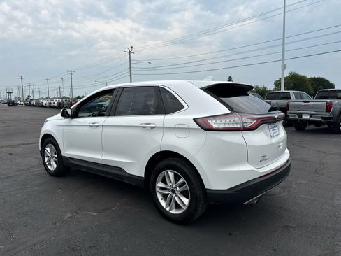 Used 2017 Ford Edge SEL w/ Equipment Group 201A FWD image 3