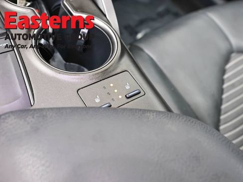 Used 2024 Toyota Camry SE w/ Cold Weather Package FWD image 21