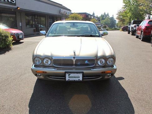 Used 2001 Jaguar XJ RWD image 7
