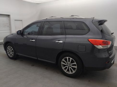 Used 2014 Nissan Pathfinder SV FWD image 3