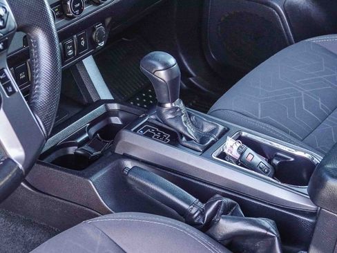 Certified 2018 Toyota Tacoma TRD Sport RWD image 22