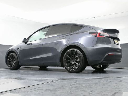 Used 2021 Tesla Model Y Long Range image 56