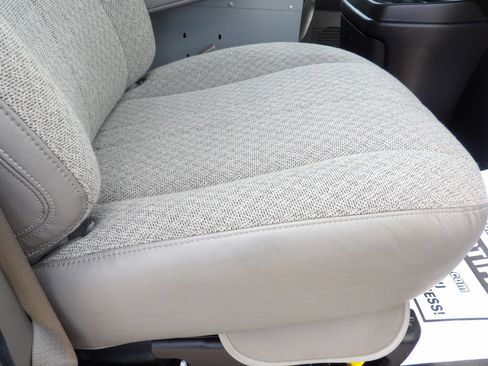 Used 2020 GMC Savana 3500 w/ Power Convenience Package RWD image 31