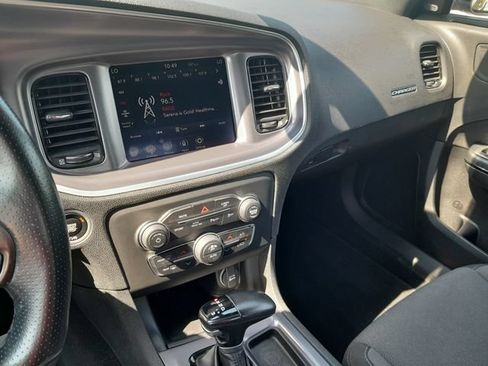 Used 2021 Dodge Charger SXT w/ Blacktop Package AWD/4WD image 19