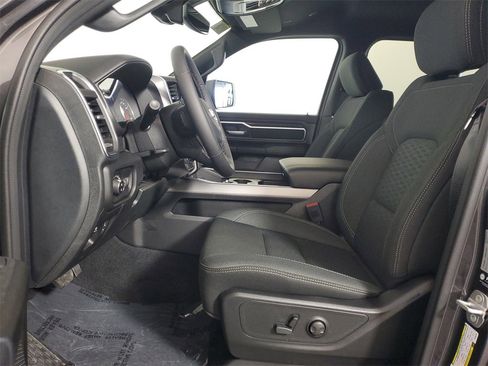 New 2026 RAM 1500 4x4 Crew Cab image 10