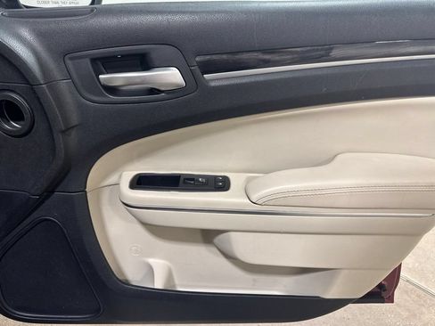 Used 2015 Chrysler 300 Limited w/ Driver Convenience Group AWD/4WD image 26