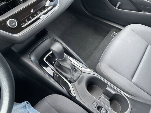 Used 2024 Toyota Corolla LE image 19