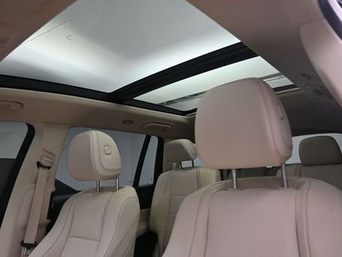 Used 2023 Mercedes-Benz GLS 450 4MATIC image 22