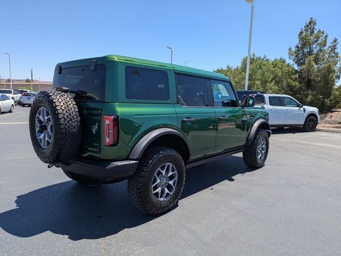 Used 2025 Ford Bronco Badlands AWD/4WD image 3