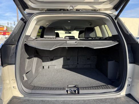 Used 2017 Ford Escape SE w/ Equipment Group 201A image 22