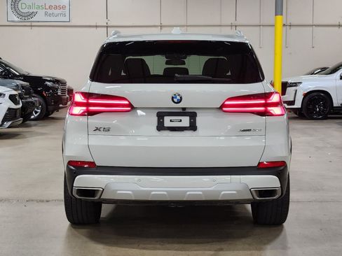 Used 2024 BMW X5 xDrive40i w/ Climate Comfort Package image 10