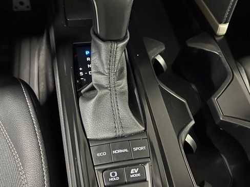 Certified 2026 Toyota Camry SE FWD image 25