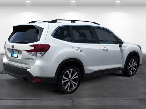 Used 2021 Subaru Forester Limited w/ Popular Package #3 AWD/4WD image 5