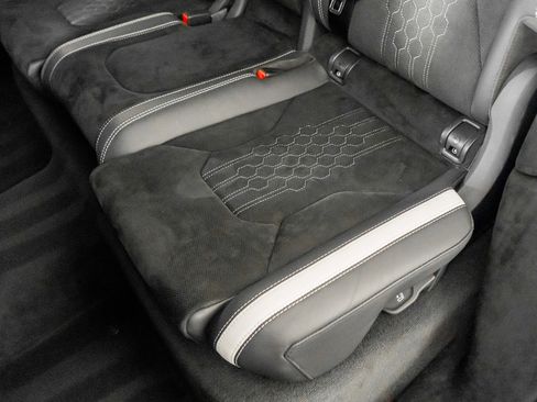 Used 2024 Lamborghini Urus Performante image 35