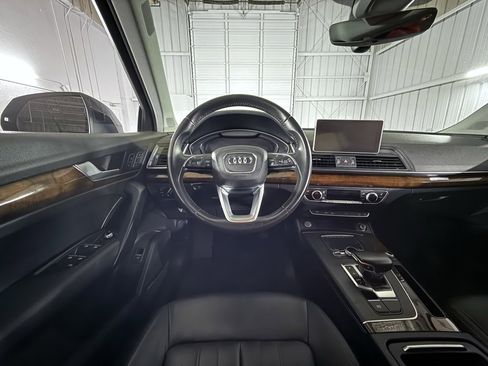 Used 2018 Audi Q5 2.0T Premium Plus w/ Premium Plus Package image 48