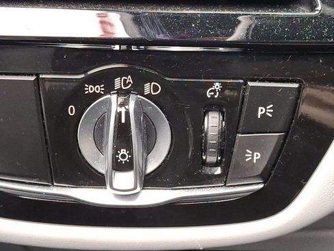 Used 2018 BMW M5 image 21