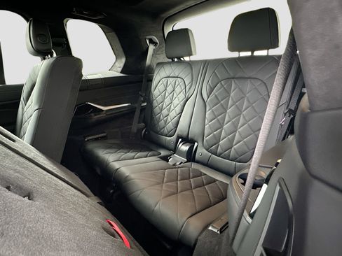 Certified 2023 BMW X7 xDrive40i w/ M Sport Package image 28