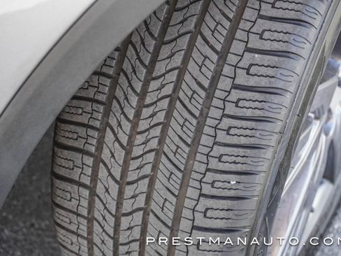 Used 2022 Honda Pilot Sport image 11