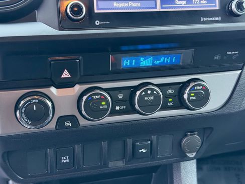 Used 2023 Toyota Tacoma SR image 21