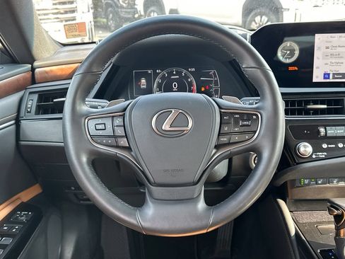 Used 2024 Lexus ES 350 w/ Premium Package FWD image 24