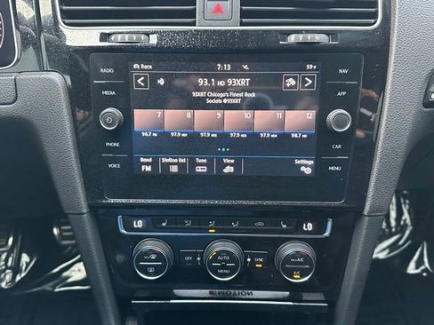 Used 2019 Volkswagen Golf R 4-Door AWD/4WD image 33