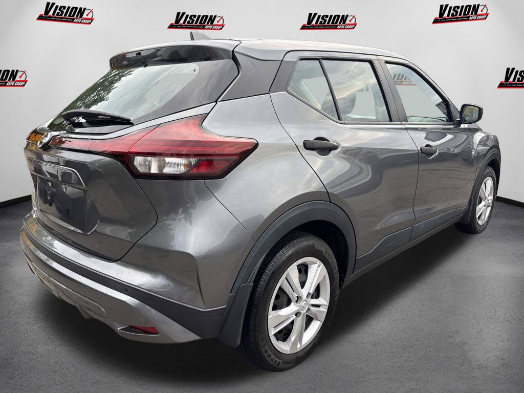 Used 2021 Nissan Kicks S FWD image 5