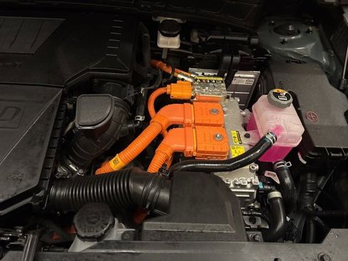 Certified 2023 Kia Niro EX Touring image 25