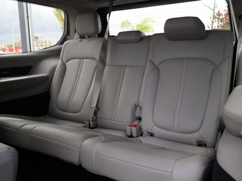 Used 2023 Jeep Grand Wagoneer 4WD image 17