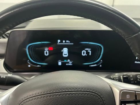 Certified 2023 Kia Telluride S w/ S Sunroof Package image 14