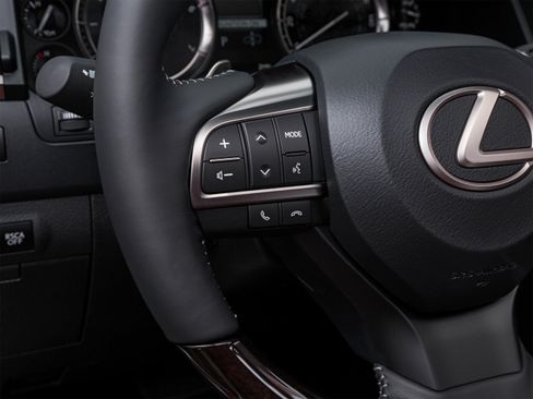 Used 2017 Lexus LX 570 4WD w/ Luxury Package image 57