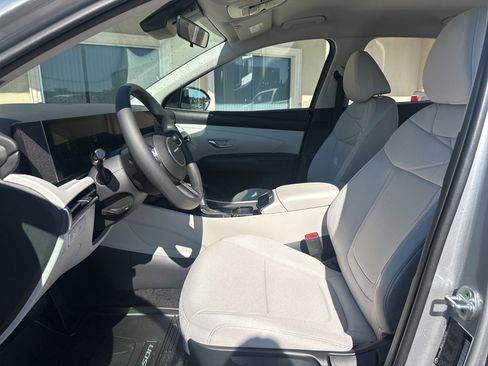 New 2026 Hyundai Tucson SE image 24