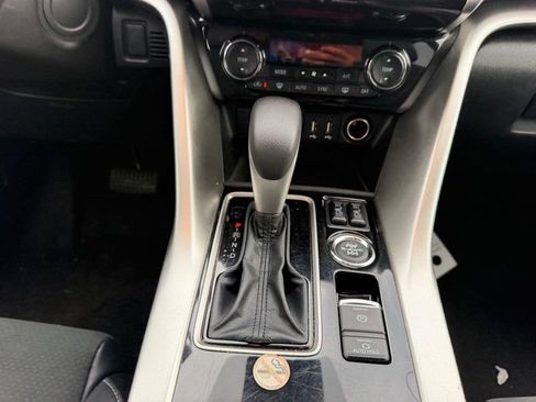 Used 2024 Mitsubishi Eclipse Cross SE AWD/4WD image 15