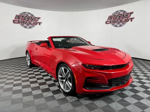 Used 2024 Chevrolet Camaro LT w/ RS Package image 17