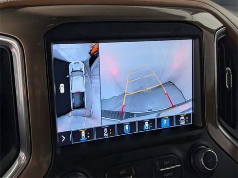 Used 2023 Chevrolet Silverado 2500 High Country w/ Z71 Off-Road Package image 28