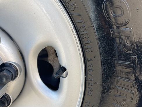 Used 2023 GMC Savana 2500 w/ Driver Convenience Package image 25