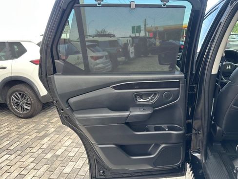 Used 2023 Honda Pilot Elite image 31