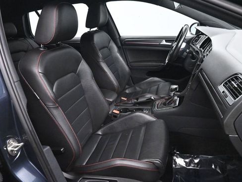 Used 2020 Volkswagen GTI SE image 20