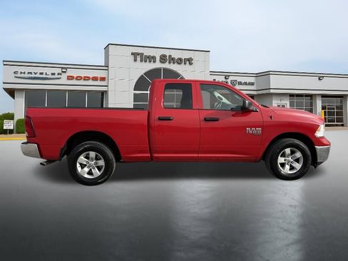 Used 2024 RAM 1500 Classic SLT image 6