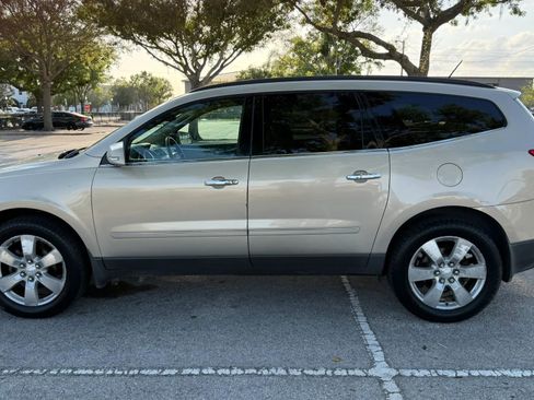 Used 2012 Chevrolet Traverse LTZ image 1