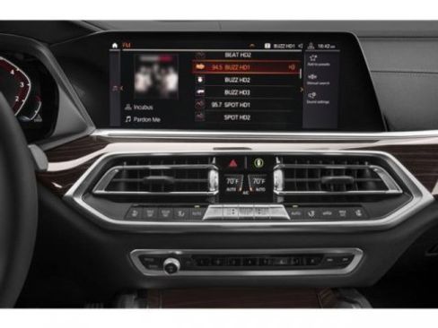 Used 2022 BMW X6 xDrive40i w/ M Sport Package image 13