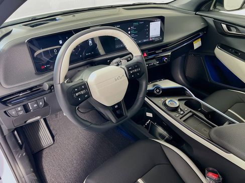 New 2025 Kia EV6 GT-Line image 8