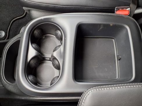 New 2026 Chrysler Pacifica Select w/ S Appearance Package FWD image 38