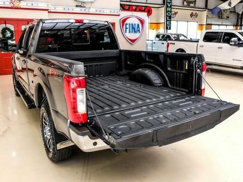 Used 2018 Ford F250 Lariat w/ Lariat Value Package image 45