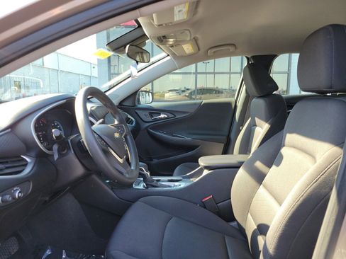 Used 2024 Chevrolet Malibu LT FWD image 15