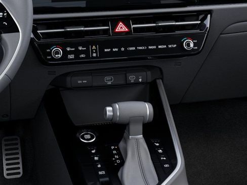 New 2026 Kia Niro SX image 30